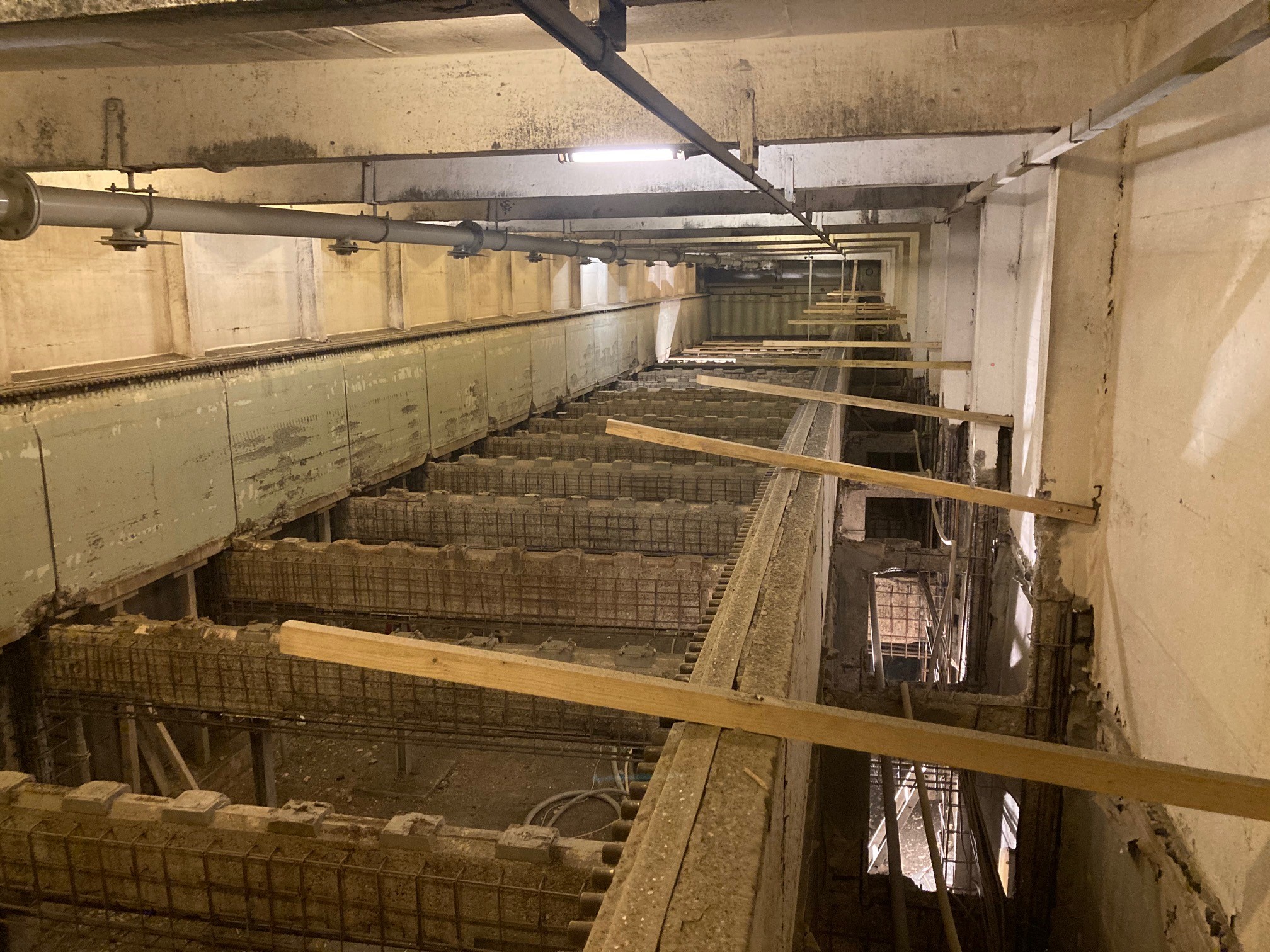 Betonstahl dient bei der Sanierung der Keim-Darrkästen als Bewehrung für den Spitzbeton
