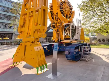 BAUER GB 50 hydraulic grab – the same grab type was used as a demonstrator in the research project. 